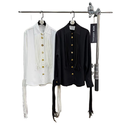 Metal buckle white top